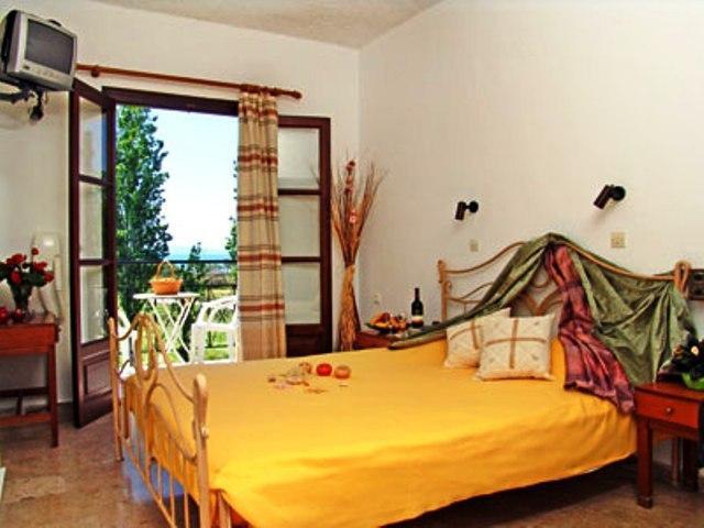 Hotel Pela Skala Kallonis Habitación foto